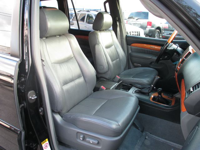 Lexus GX 470 2004 photo 16