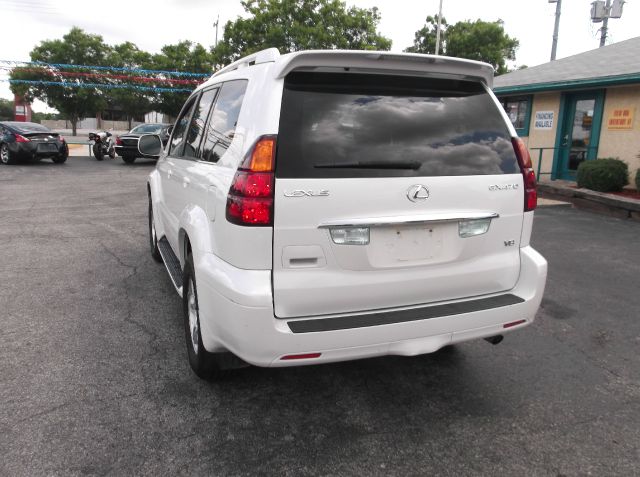 Lexus GX 470 2004 photo 3