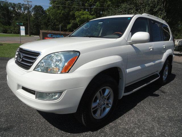 Lexus GX 470 2004 photo 2