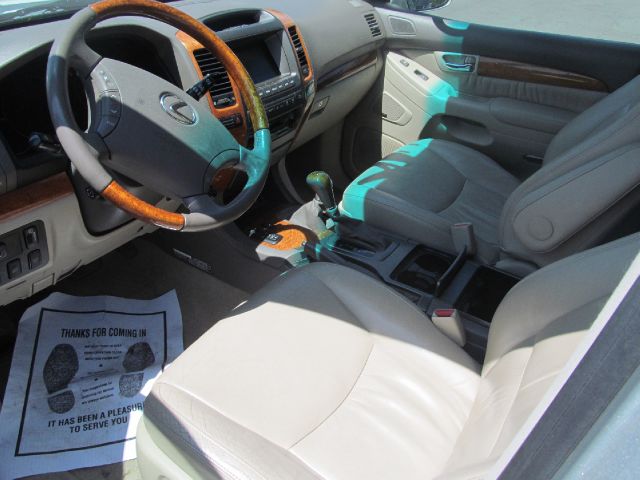 Lexus GX 470 2004 photo 19