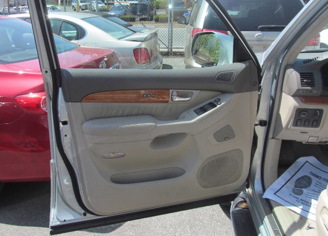 Lexus GX 470 2004 photo 10