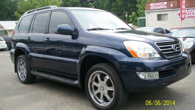 Lexus GX 470 2004 photo 2