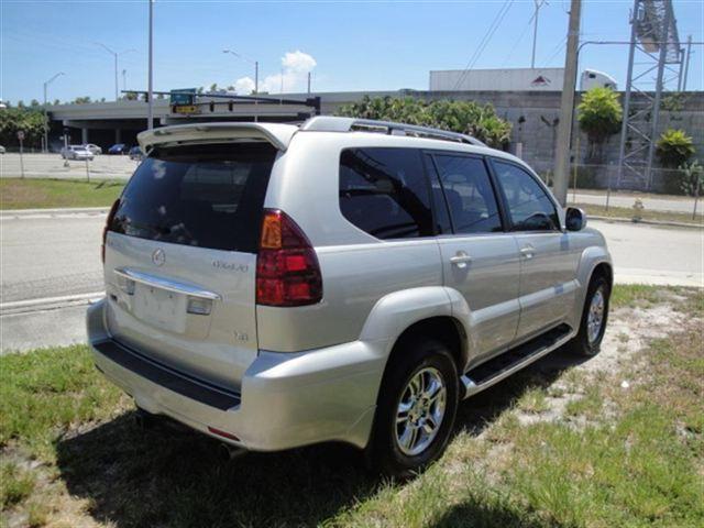 Lexus GX 470 2005 photo 4