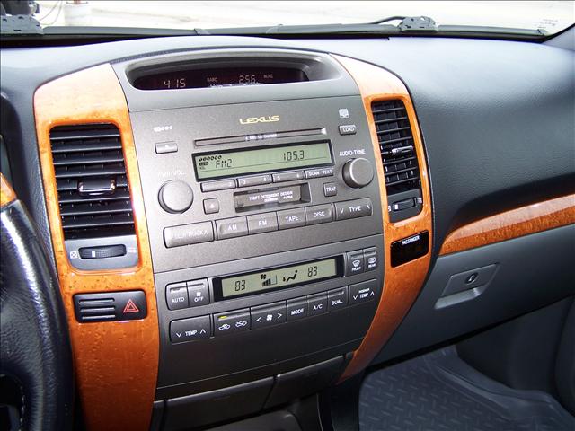 Lexus GX 470 2005 photo 3