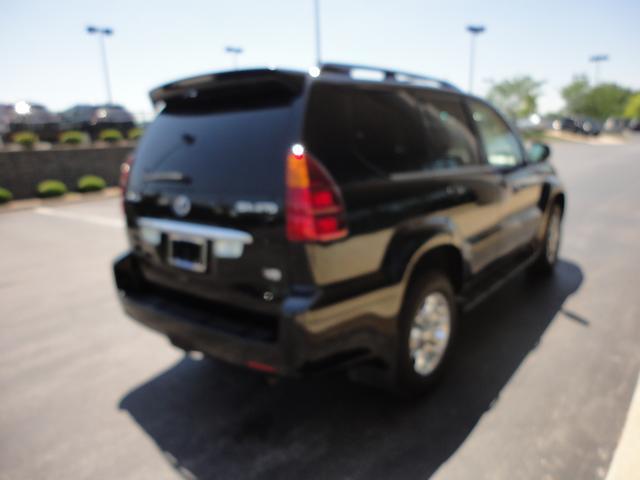 Lexus GX 470 2005 photo 3