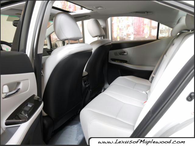 Lexus HS 250h 2011 photo 5