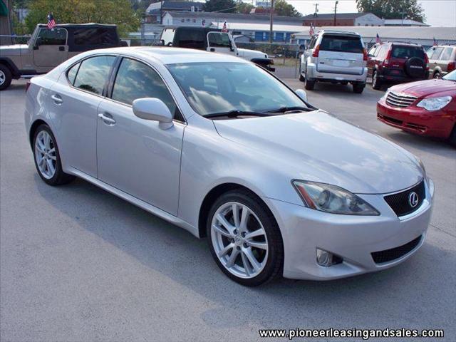 Lexus IS 250 Ext Cab SLE Longbed Sedan