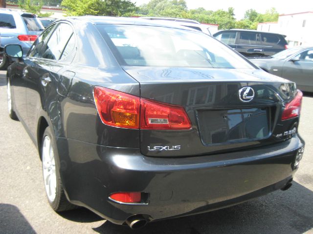 Lexus IS 250 2006 photo 2