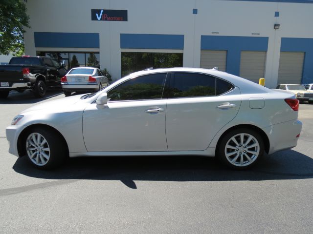 Lexus IS 250 2007 photo 2