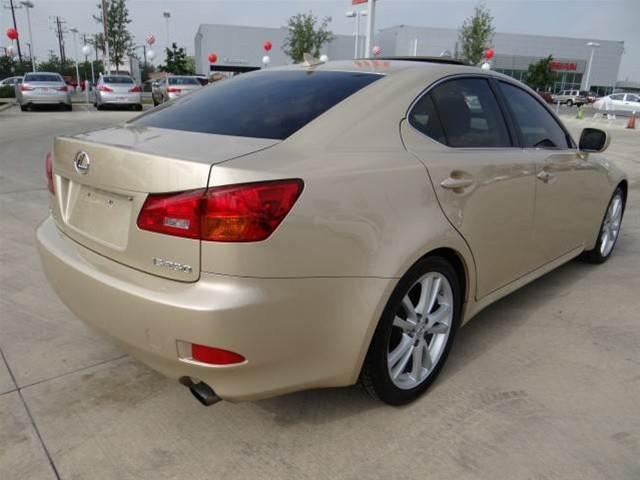 Lexus IS 250 2007 photo 3