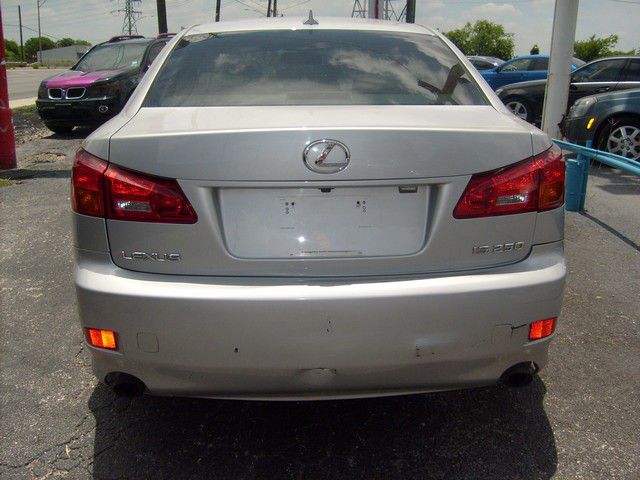 Lexus IS 250 2007 photo 18