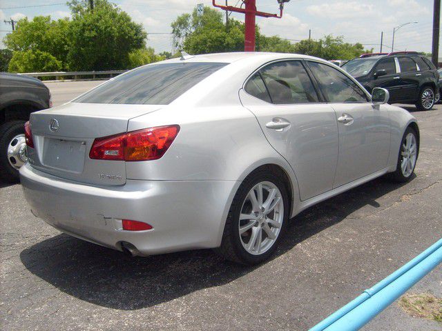 Lexus IS 250 2007 photo 25