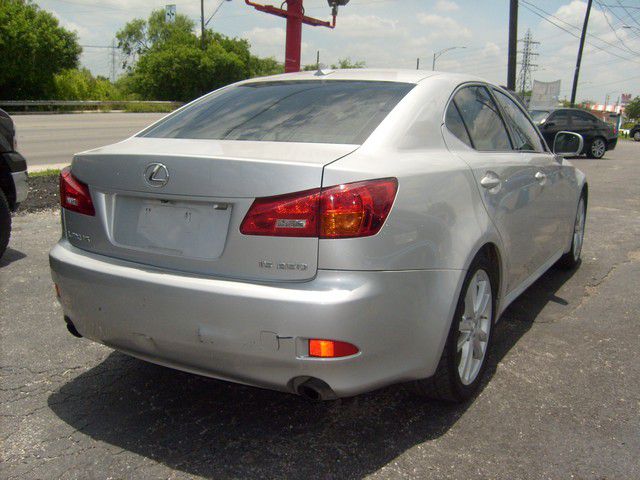 Lexus IS 250 2007 photo 26