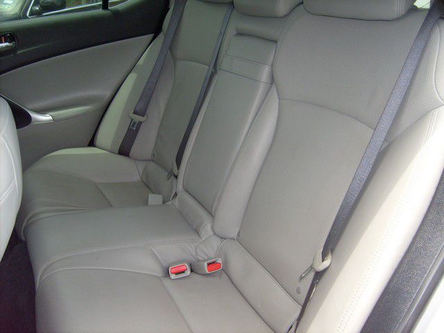 Lexus IS 250 2007 photo 8