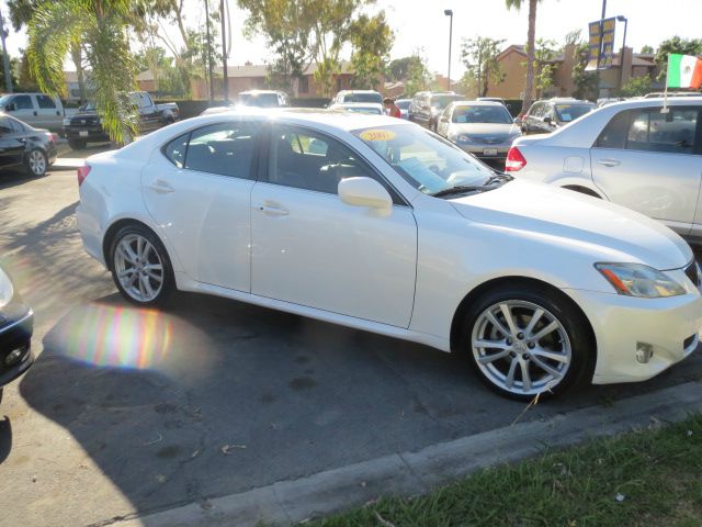 Lexus IS 250 Ext Cab SLE Longbed Sedan