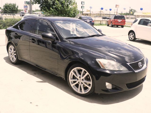 Lexus IS 250 Ext Cab SLE Longbed Sedan