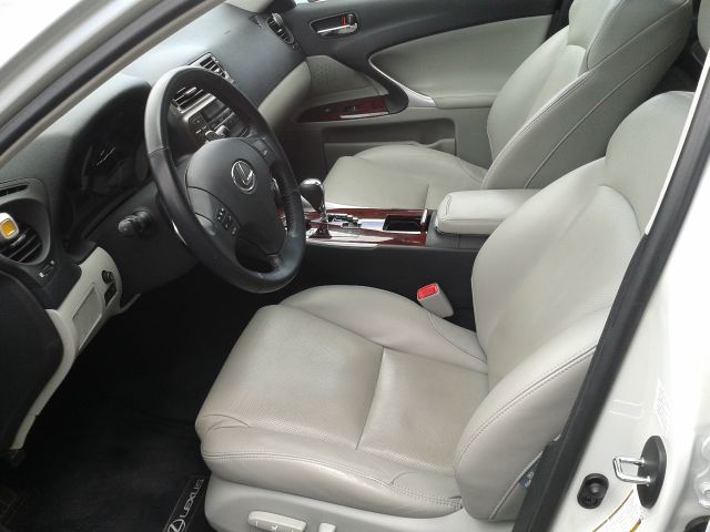 Lexus IS 250 2007 photo 13