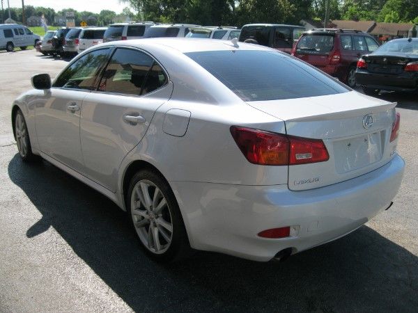 Lexus IS 250 2007 photo 2