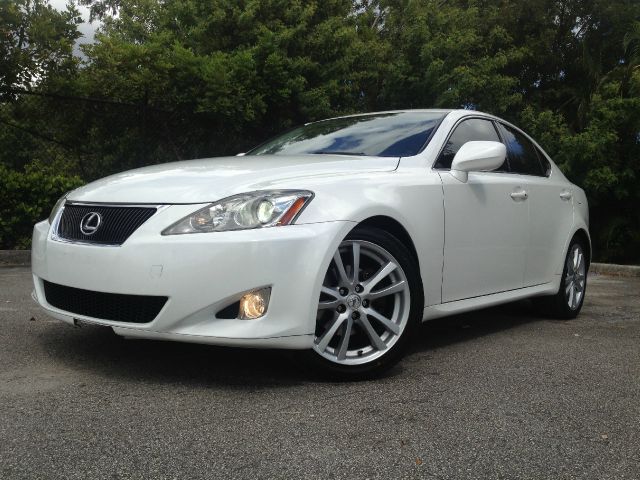 Lexus IS 250 2007 photo 2