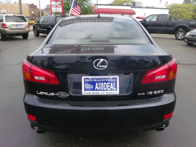 Lexus IS 250 2008 photo 16