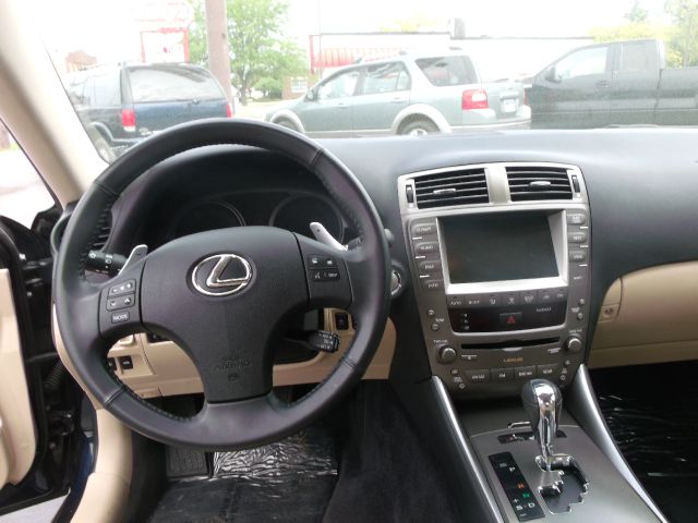 Lexus IS 250 2008 photo 9