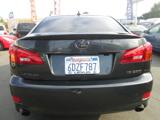 Lexus IS 250 2008 photo 2