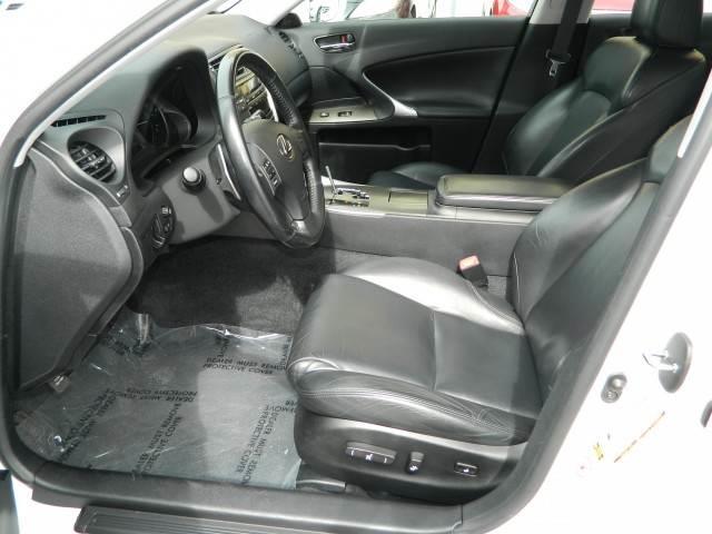 Lexus IS 250 2008 photo 2