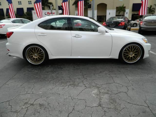 Lexus IS 250 2008 photo 20