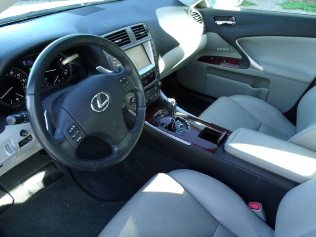 Lexus IS 250 2008 photo 14