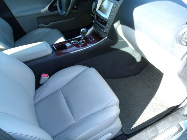 Lexus IS 250 2008 photo 2