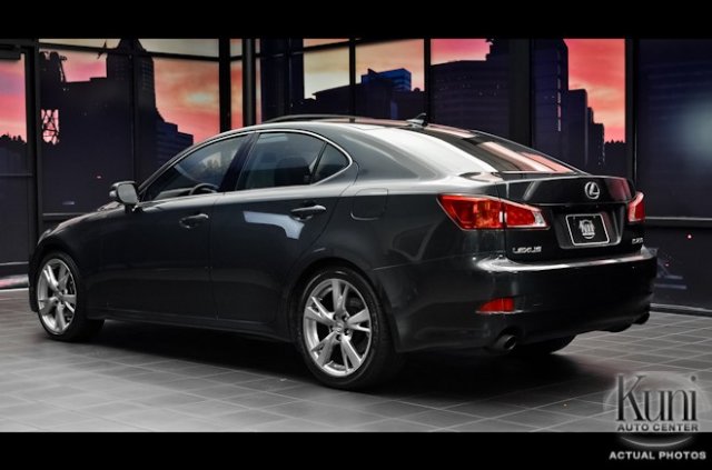 Lexus IS 250 2009 photo 3