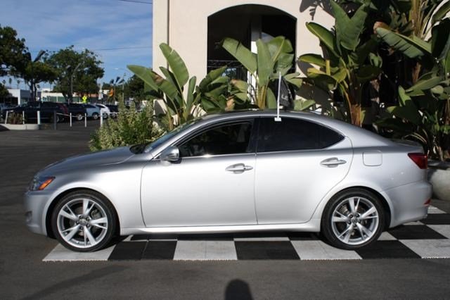 Lexus IS 250 2009 photo 2