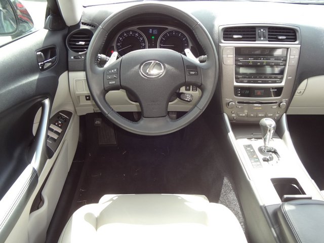 Lexus IS 250 2009 photo 4