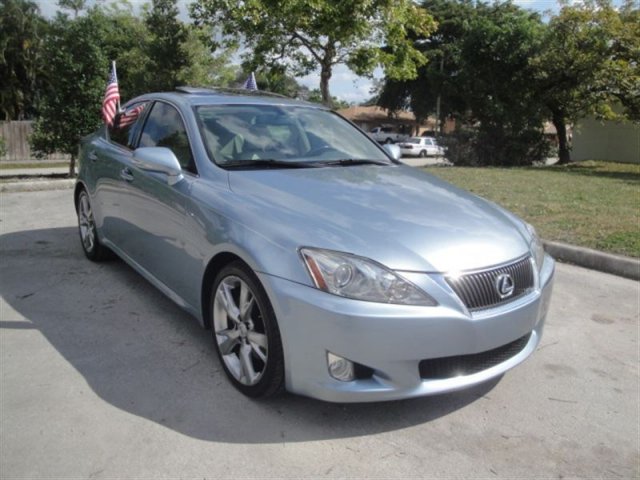 Lexus IS 250 2009 photo 2