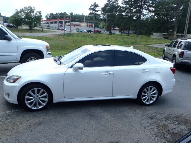 Lexus IS 250 2009 photo 2