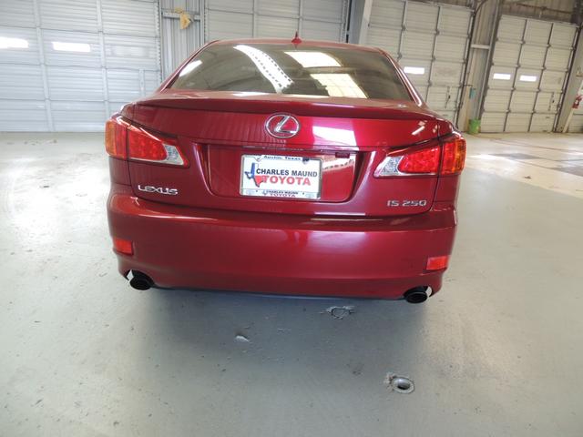 Lexus IS 250 2009 photo 3