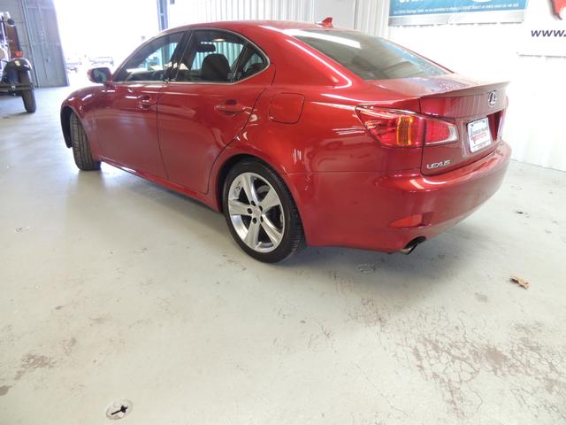 Lexus IS 250 2009 photo 4