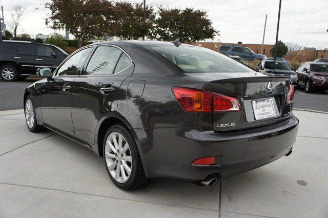 Lexus IS 250 2009 photo 2