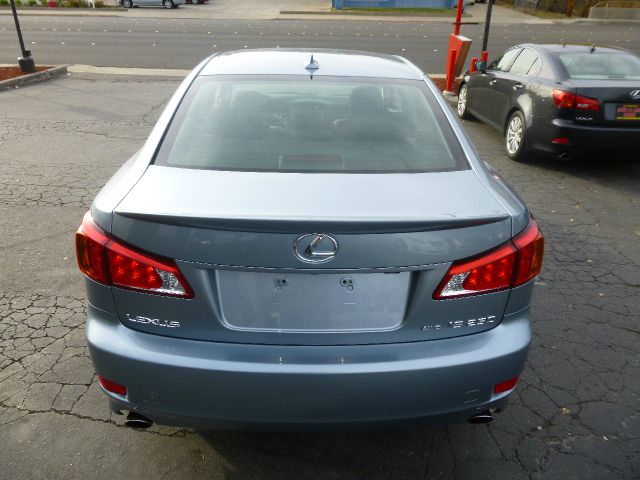 Lexus IS 250 2010 photo 1