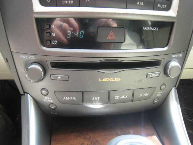 Lexus IS 250 2010 photo 6