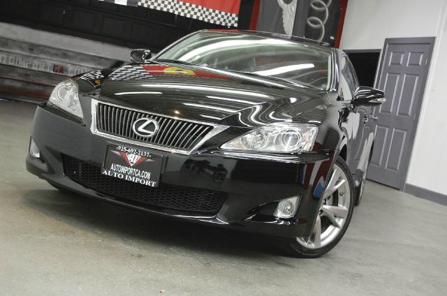 Lexus IS 250 2010 photo 27