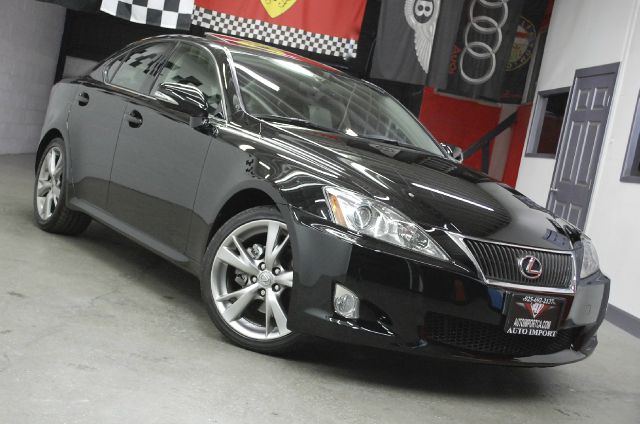 Lexus IS 250 2010 photo 30