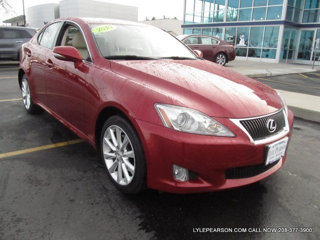 Lexus IS 250 2010 photo 2