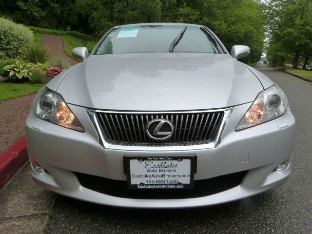 Lexus IS 250 2010 photo 8