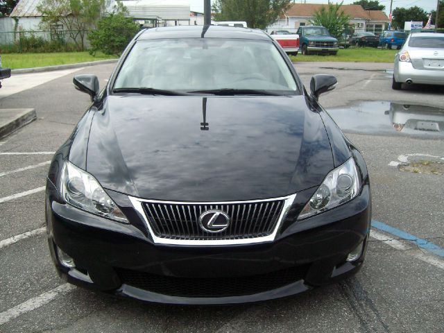 Lexus IS 250 2010 photo 4