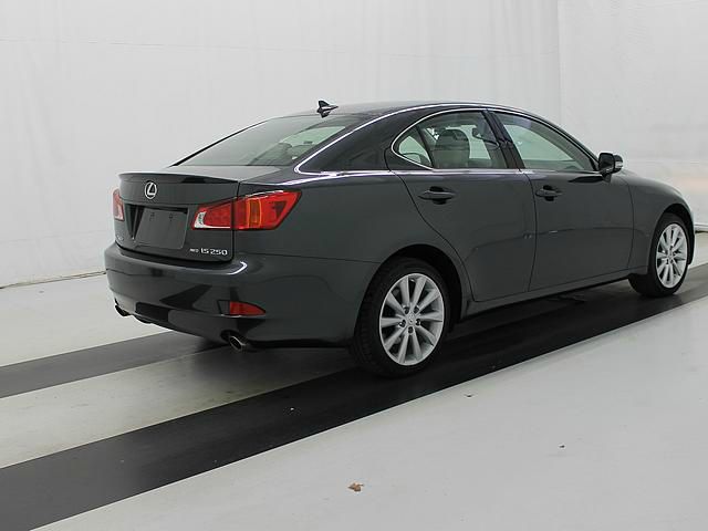 Lexus IS 250 4WD 4-door Sport/entertainment Pkg Sedan