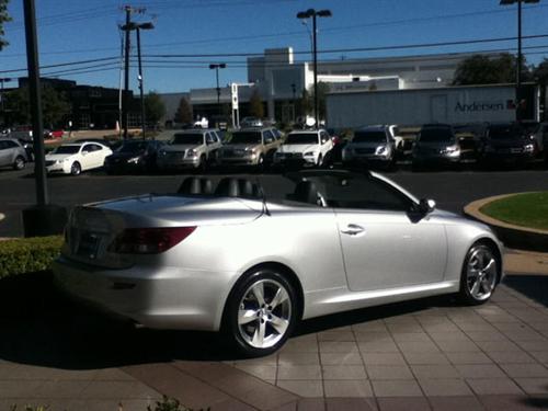 Lexus IS 250C 2010 photo 2