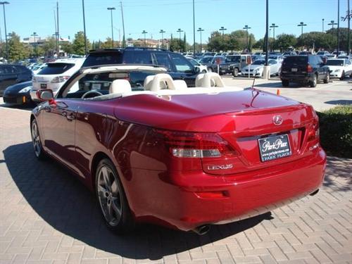 Lexus IS 250C 2010 photo 2