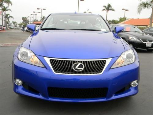 Lexus IS 250C 2010 photo 1