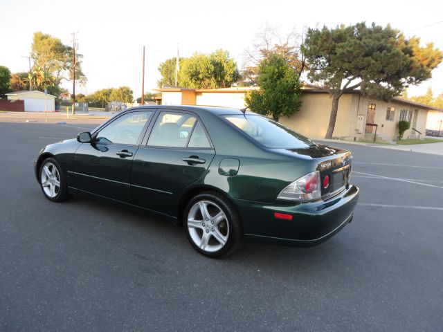 Lexus IS 300 2001 photo 3